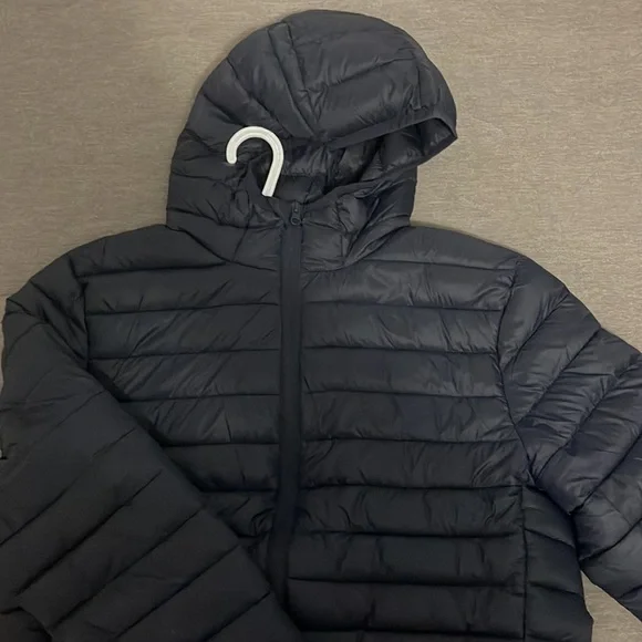 H&M puffer jacket - Picture 3 of 3